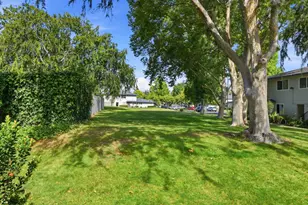 207 Watson Dr 3, Campbell, CA 95008 - Photo 30