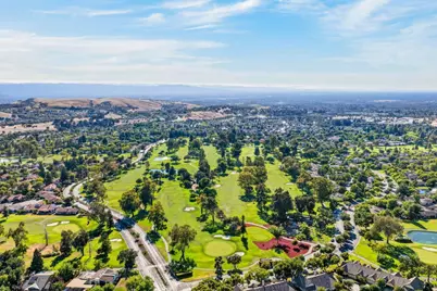 5001 Cribari Vale, San Jose, CA 95135 - Photo 54