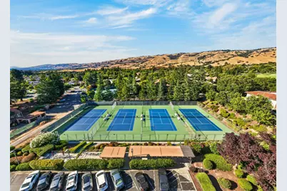 5001 Cribari Vale, San Jose, CA 95135 - Photo 48