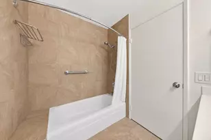 5001 Cribari Vale, San Jose, CA 95135 - Photo 24