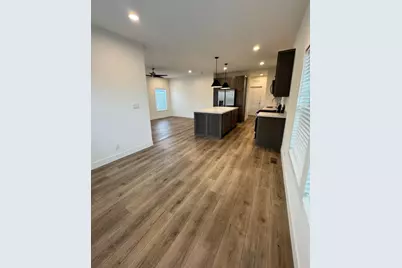 6884 E Serenity Dr 6884, Sacramento, CA 95823 - Photo 2
