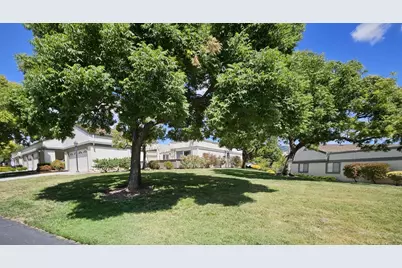 6327 Whaley Dr, San Jose, CA 95135 - Photo 2