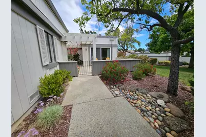 6327 Whaley Dr, San Jose, CA 95135 - Photo 4