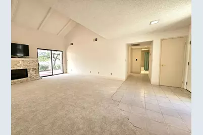 6327 Whaley Dr, San Jose, CA 95135 - Photo 12