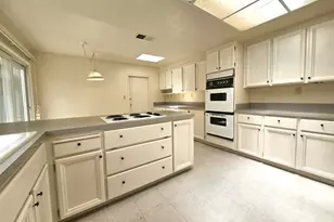 6327 Whaley Dr, San Jose, CA 95135 - Photo 22