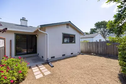631 Junipero Ave, Pacific Grove, CA 93950 - Photo 36