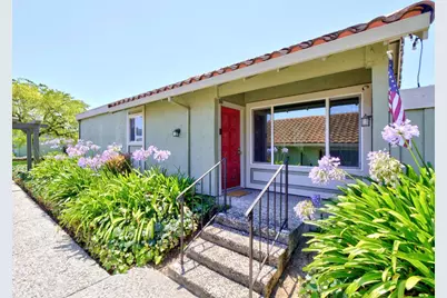262 Crestview Dr, Watsonville, CA 95076 - Photo 1