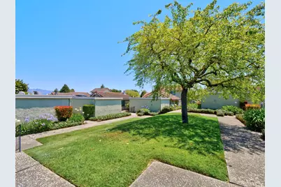 262 Crestview Dr, Watsonville, CA 95076 - Photo 22