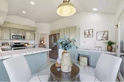 7711 Galloway Dr, San Jose, CA 95135 - Photo 16