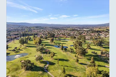 7711 Galloway Dr, San Jose, CA 95135 - Photo 38