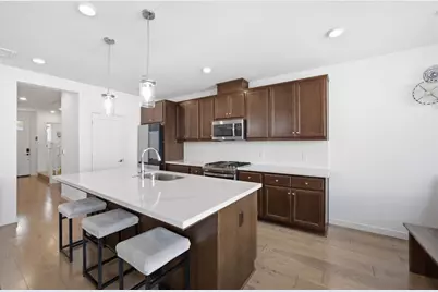 493 Cambridge St, San Francisco, CA 94134 - Photo 6