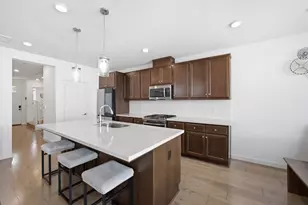 493 Cambridge St, San Francisco, CA 94134 - Photo 6