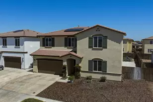2042 Michelle St, Los Banos, CA 93635 - Photo 2