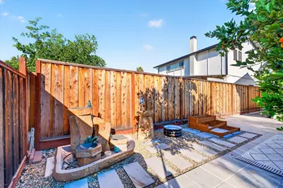 2650 Taffy Dr, San Jose, CA 95148 - Photo 14