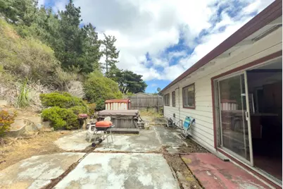1270 Alicante Dr, Pacifica, CA 94044 - Photo 20
