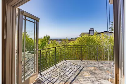 107 Dolphine Ave, El Granada, CA 94018 - Photo 34