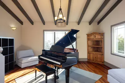 107 Dolphine Ave, El Granada, CA 94018 - Photo 30