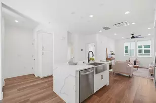 529 Laraline Wy, San Jose, CA 95117 - Photo 14
