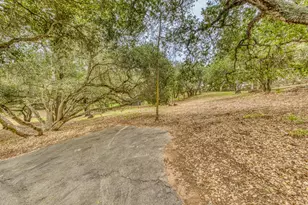 19602 Brentwood Ct, Salinas, CA 93907 - Photo 36