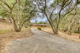 19602 Brentwood Ct, Salinas, CA 93907 - Photo 1
