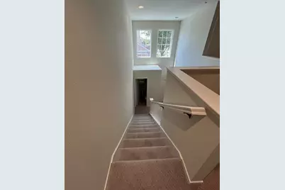 150 Positano Cir, Redwood City, CA 94065 - Photo 16
