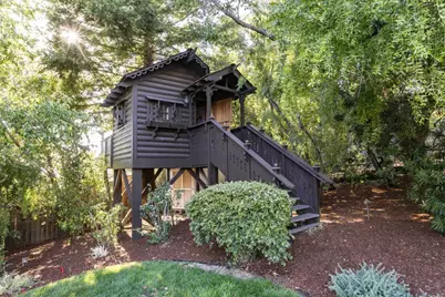 25933 Alicante Ln, Los Altos Hills, CA 94022 - Photo 36