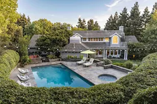 25933 Alicante Ln, Los Altos Hills, CA 94022 - Photo 32
