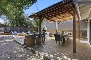 1645 Blackhawk Dr, Sunnyvale, CA 94087 - Photo 26