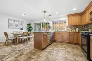 2354 Bear Valley Ln, San Jose, CA 95133 - Photo 14