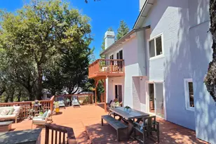 23758 Hutchinson Rd, Los Gatos, CA 95033 - Photo 42