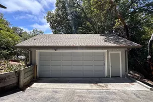 23758 Hutchinson Rd, Los Gatos, CA 95033 - Photo 56