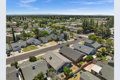 1927 Montauban Ct, Stockton, CA 95210 - Photo 34