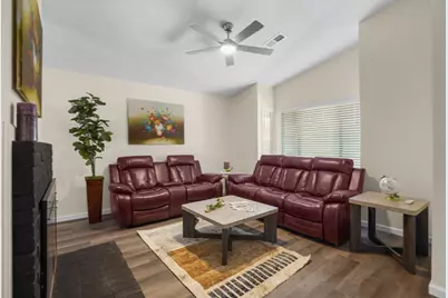 1927 Montauban Ct, Stockton, CA 95210 - Photo 2