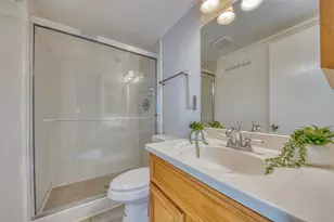500 Glenwood Cir 435, Monterey, CA 93940 - Photo 16