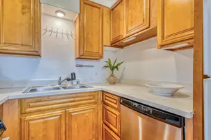 500 Glenwood Cir 435, Monterey, CA 93940 - Photo 8