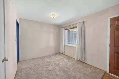 8431 Wayland Ln, Gilroy, CA 95020 - Photo 8
