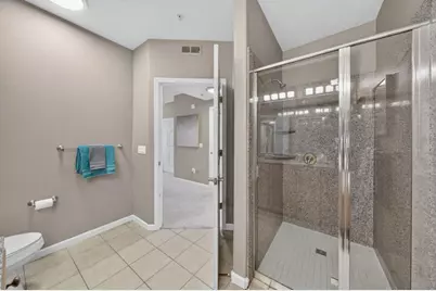 88 N Jackson Ave 307, San Jose, CA 95116 - Photo 18