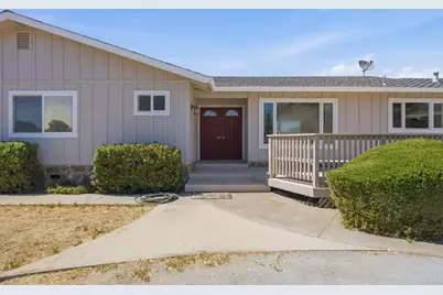 1135 Manning Ct, San Martin, CA 95046 - Photo 4