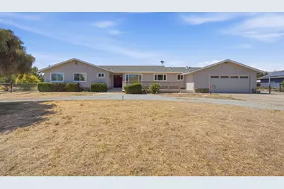 1135 Manning Ct, San Martin, CA 95046 - Photo 2