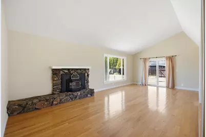 1135 Manning Ct, San Martin, CA 95046 - Photo 8