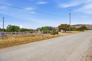 1135 Manning Ct, San Martin, CA 95046 - Photo 68