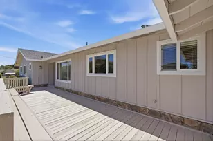 1135 Manning Ct, San Martin, CA 95046 - Photo 6