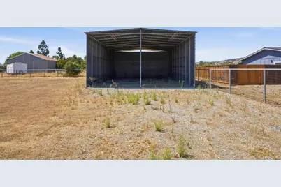1135 Manning Ct, San Martin, CA 95046 - Photo 52
