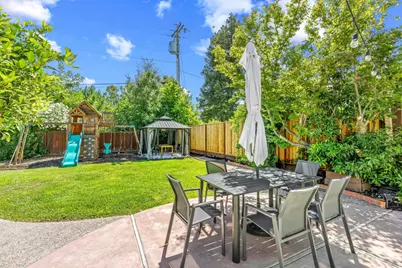 2812 Thrasher Ln, San Jose, CA 95125 - Photo 42