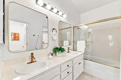 153 Positano Cir, Redwood City, CA 94065 - Photo 36