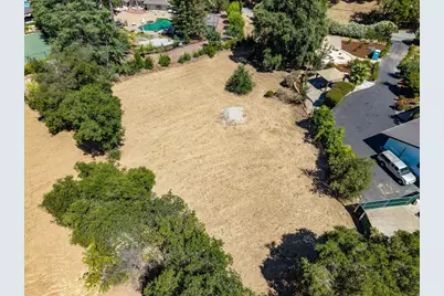 14171 Chester Ave, Saratoga, CA 95070 - Photo 28