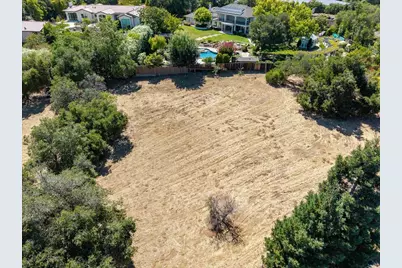 14171 Chester Ave, Saratoga, CA 95070 - Photo 44