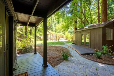 24250 Glenwood Dr, Los Gatos, CA 95033 - Photo 38