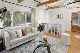 24250 Glenwood Dr, Los Gatos, CA 95033 - Photo 12