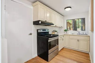 24250 Glenwood Dr, Los Gatos, CA 95033 - Photo 34
